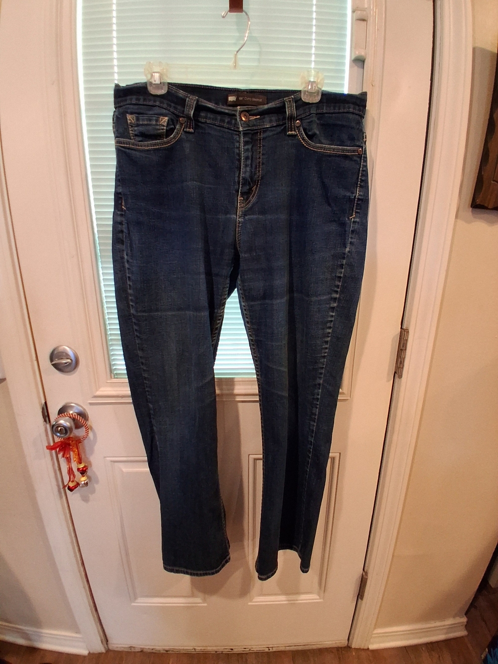 sku329 Levi's Dark Blue Women’s Jeans. Curvy Bootcut Good Stretch Size 16W
